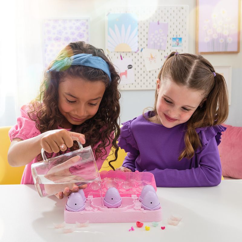 Hatchimals Animali che si schiudono nell'acqua cartone