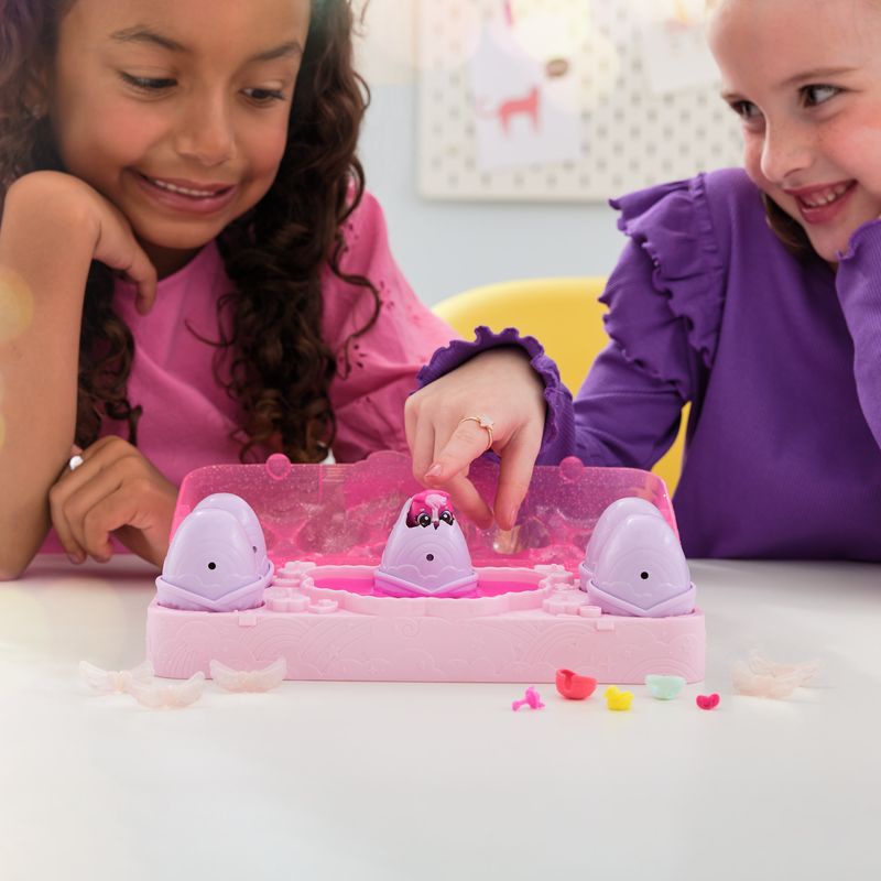 Hatchimals Animali che si schiudono nell'acqua cartone