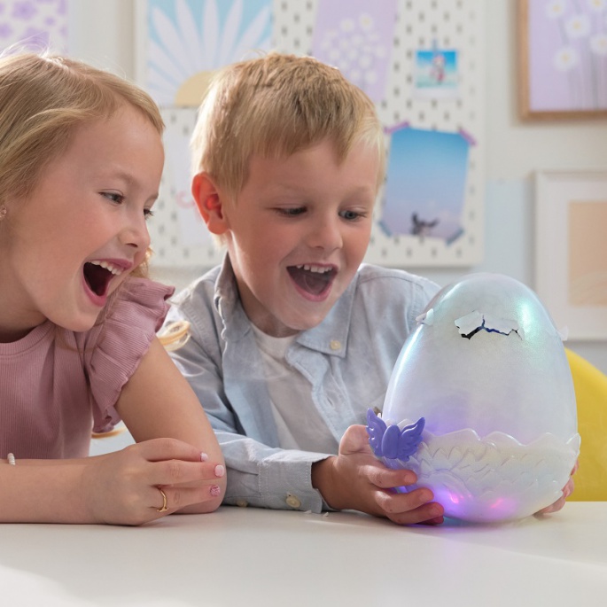 Hatchimals animaletto interattivo drago che si schiude