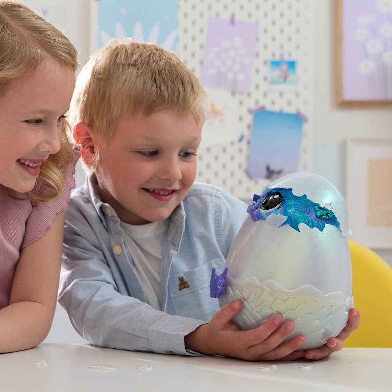 Hatchimals animaletto interattivo drago che si schiude