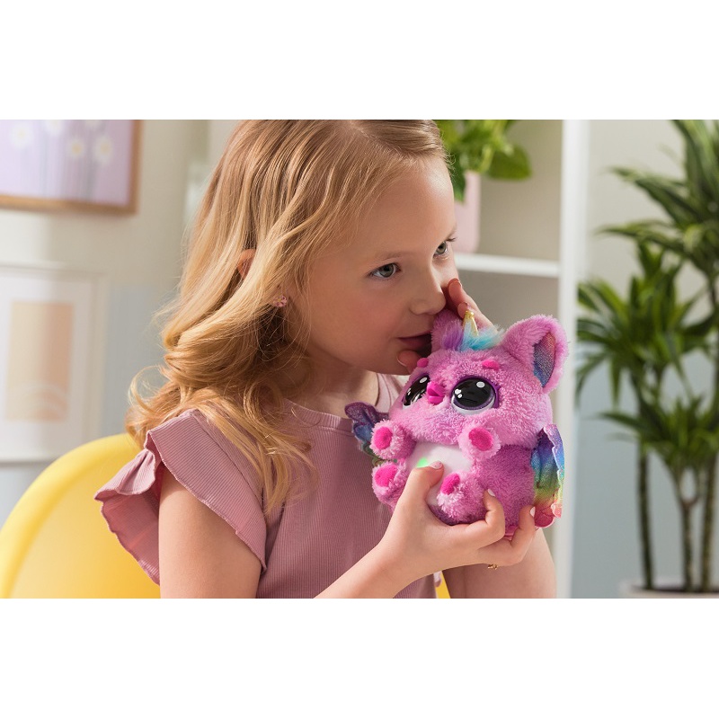 Hatchimals unicorno interattivo che si schiude