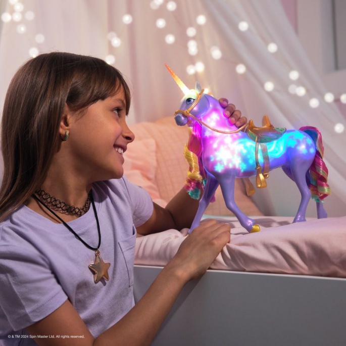Unicorn Academy unicorno luminoso Wildstar 28 cm + Valentina e Cinder 11 cm per metà prezzo