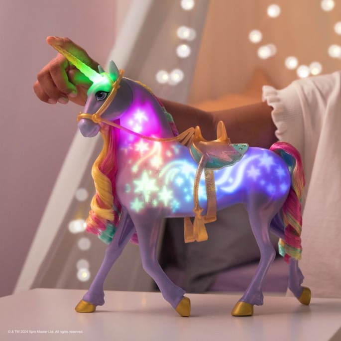 Unicorn Academy unicorno luminoso Wildstar 28 cm + Valentina e Cinder 11 cm per metà prezzo