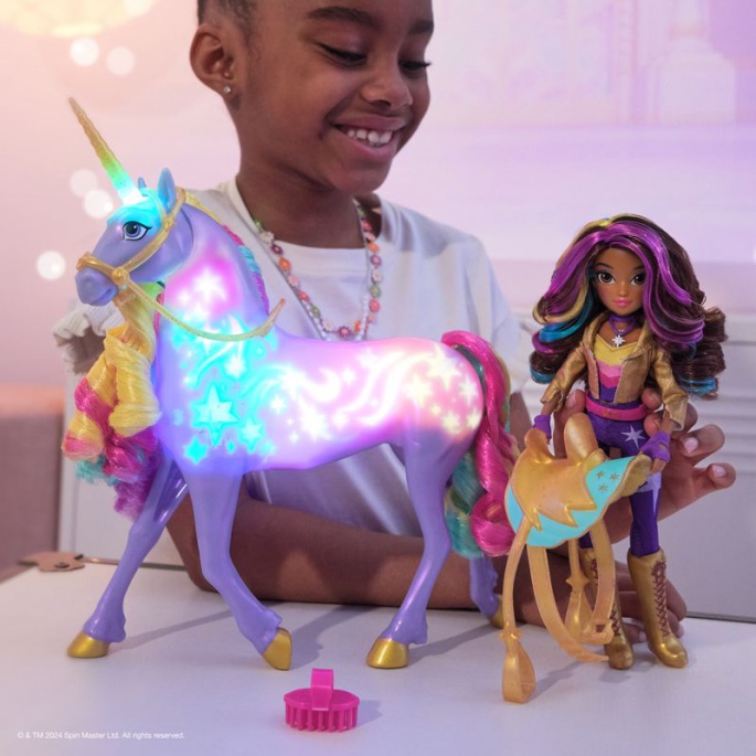 Unicorn Academy unicorno luminoso Wildstar 28 cm + Valentina e Cinder 11 cm per metà prezzo
