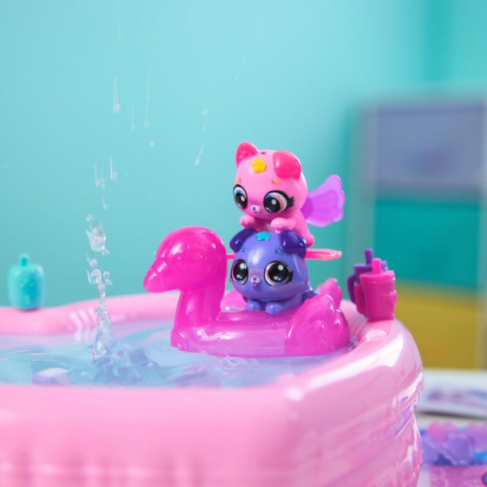 Hatchimals festa in piscina degli animali