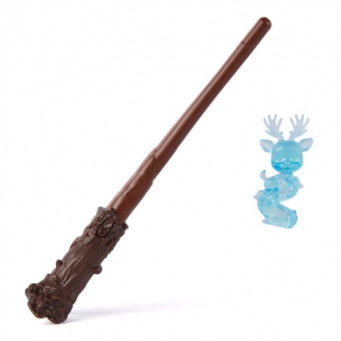 Azione Harry Potter bacchetta magica con patrono luminoso + figure di Harry e Cho a metà prezzo