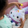 Set conveniente: Gabby’s Dollhouse peluche parlante Cakey + peluche DJ Catnip e Mercat