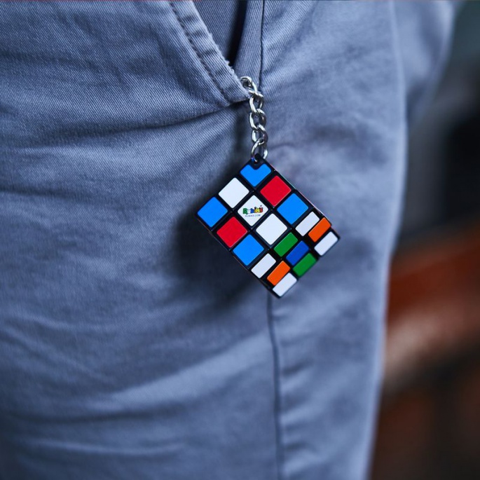 Set di cubi di Rubik 3x3 2x2 e ciondolo 3x3