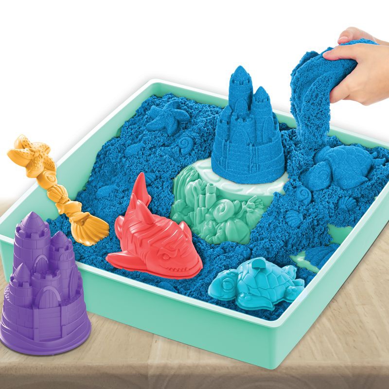 Kinetic Sand scatola di sabbia liquida con base blu