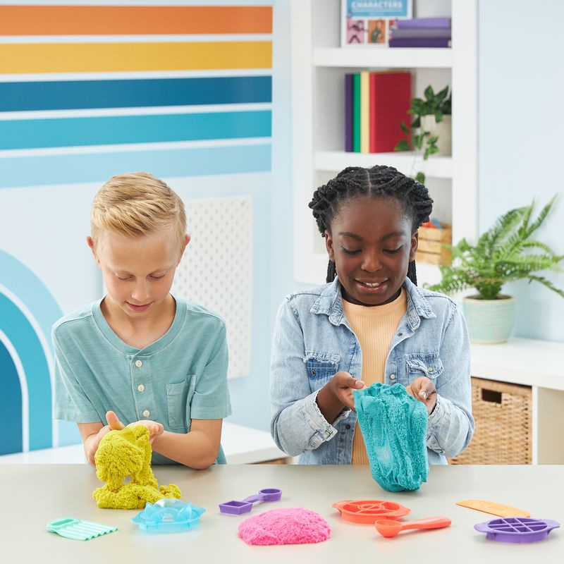 Kinetic Sand set definitivo di sabbia con strumenti
