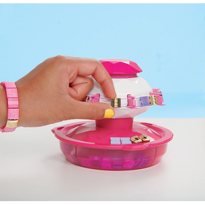 Cool Maker produzione di braccialetti alla moda