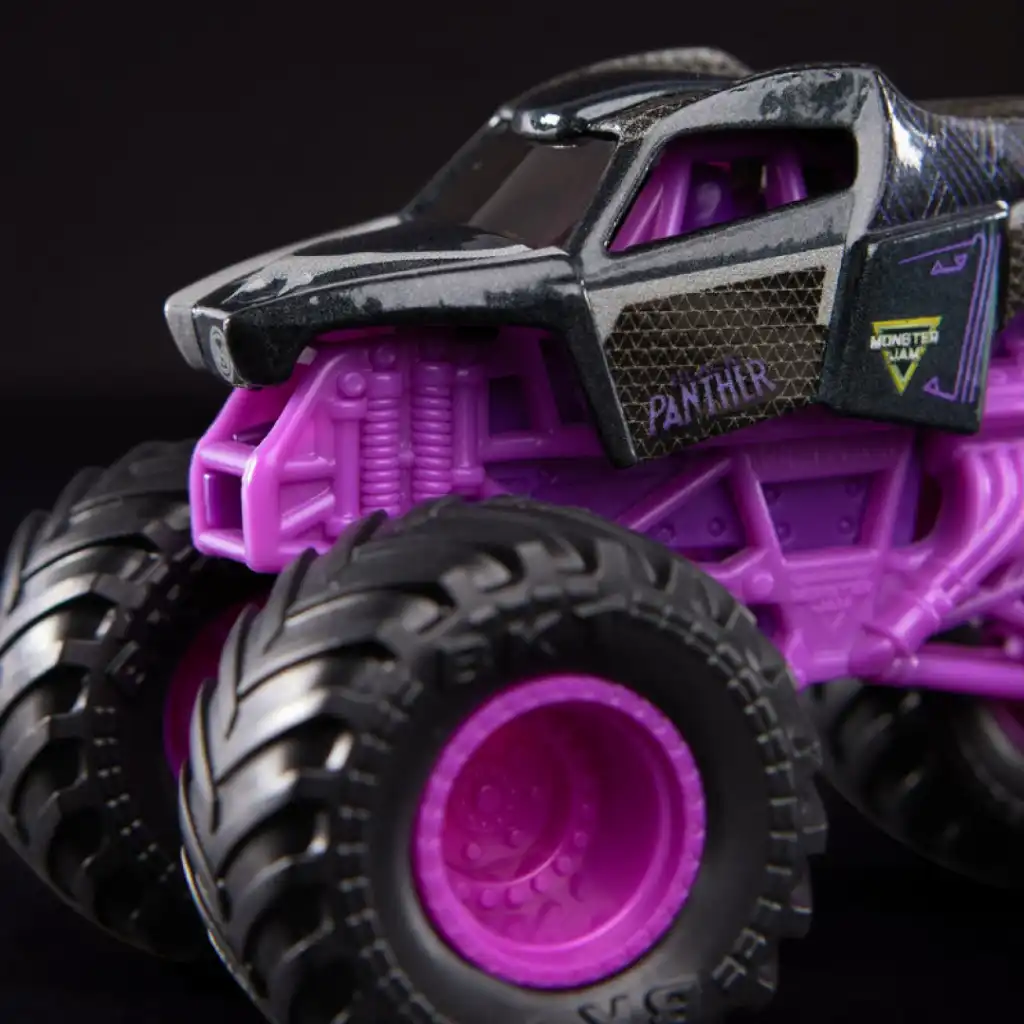 Sviluppa l'immaginazione dei bambini con gli eroi Marvel.