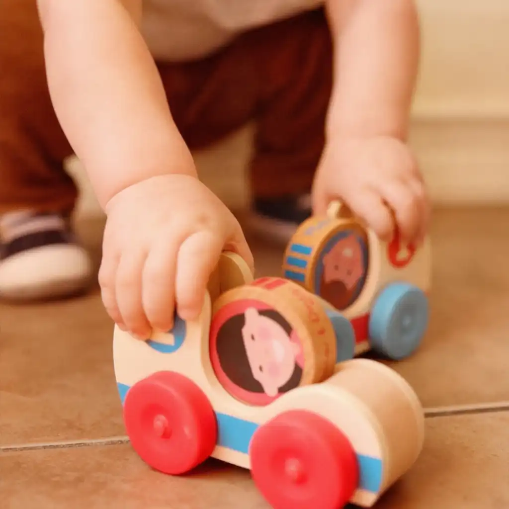 Scopri la magia della rotazione e del movimento con Go Tots.