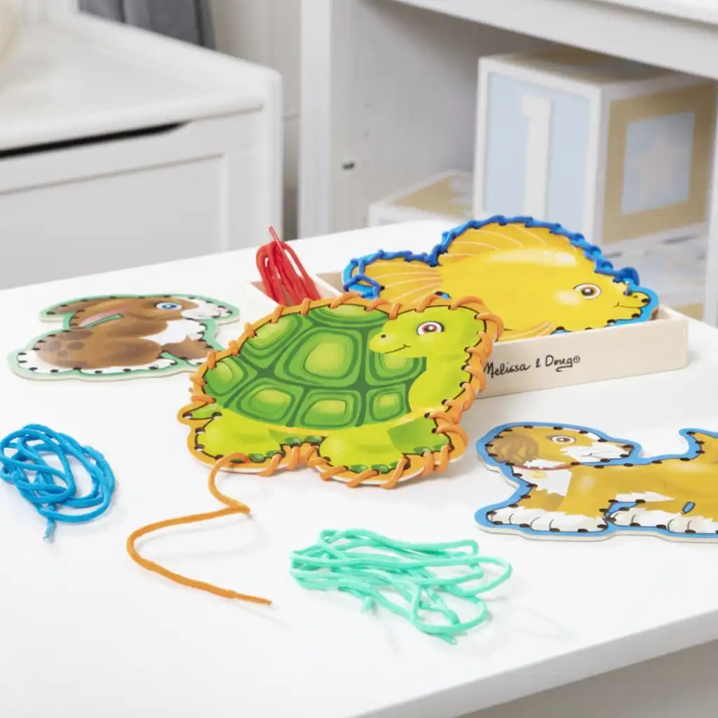 Doppia dose di divertimento con illustrazioni degli animali su entrambi i lati.