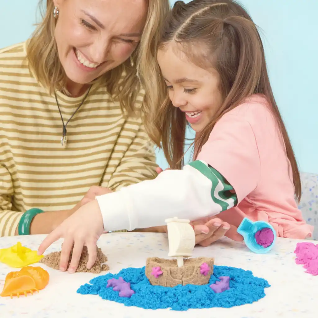 Tre colori di sabbia per costruzioni variopinte senza limiti.