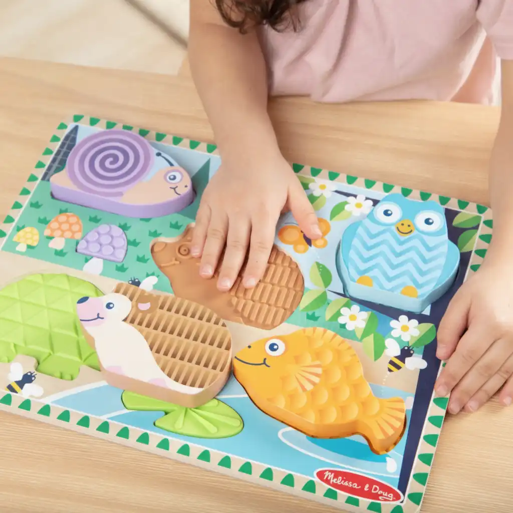 Sviluppo della motricità fine Motor grazie ai pezzi facilmente impugnabili.