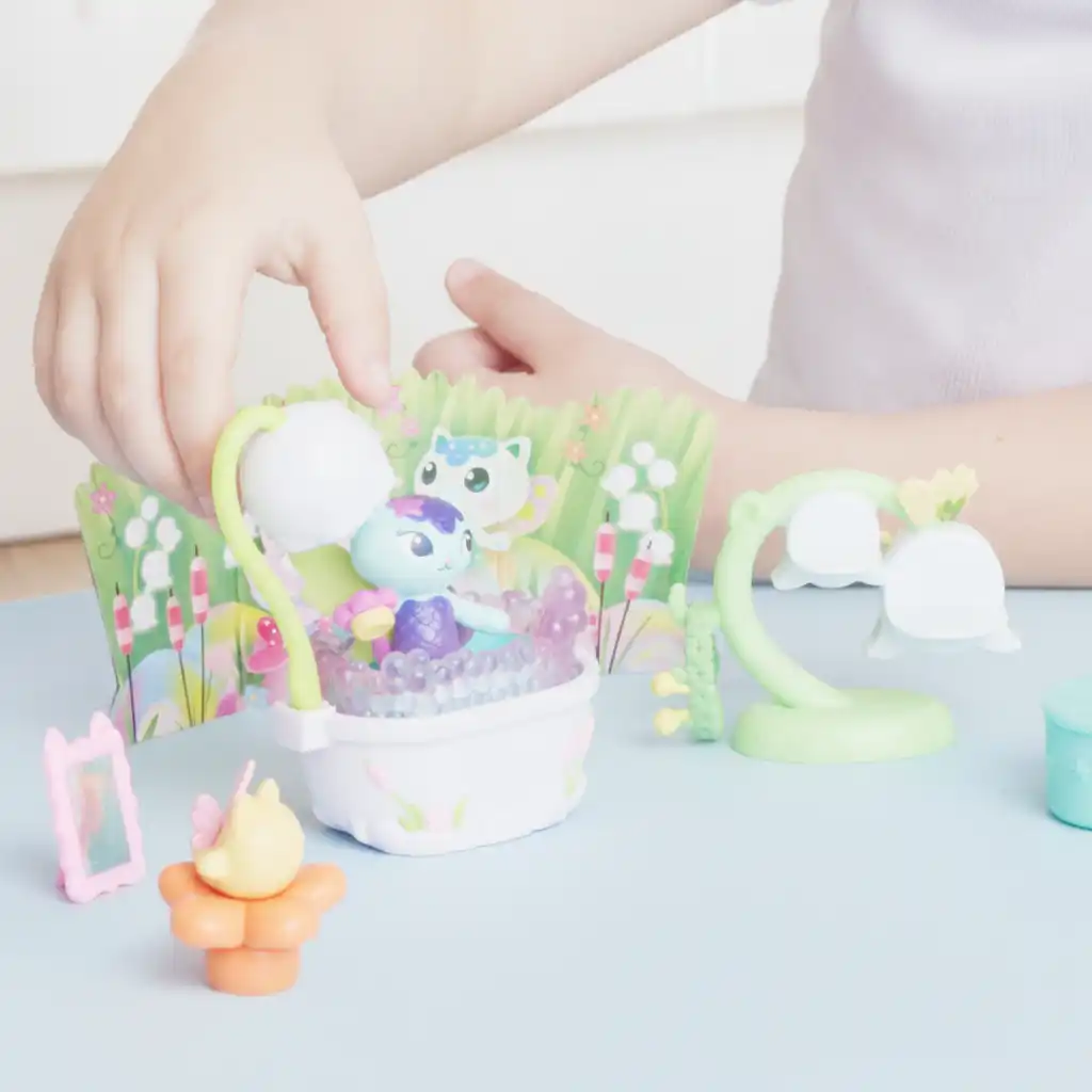 Crea uno stile unico grazie agli accessori alla moda per le figurine.