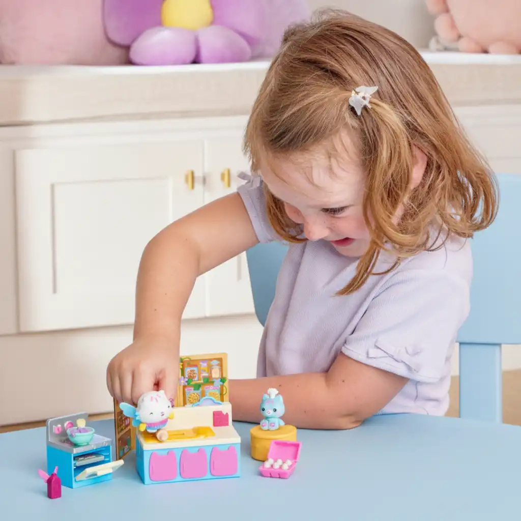 Migliora la destrezza dei bambini con gli elementi Interattivo della cucina.